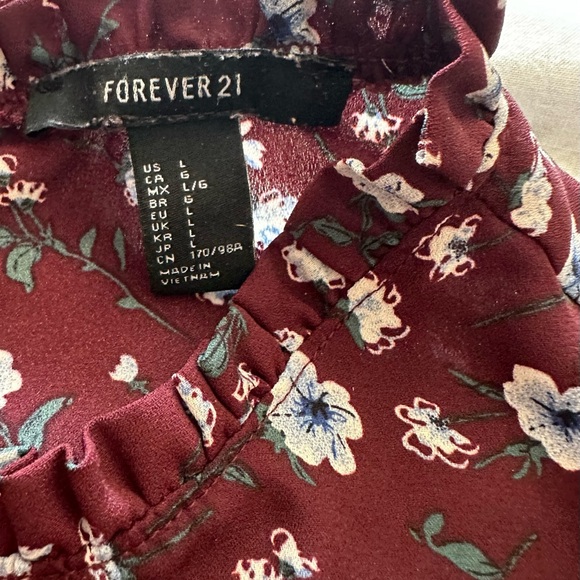 Forever21 Lightweight Floral Summer Top - Picture 8 of 8